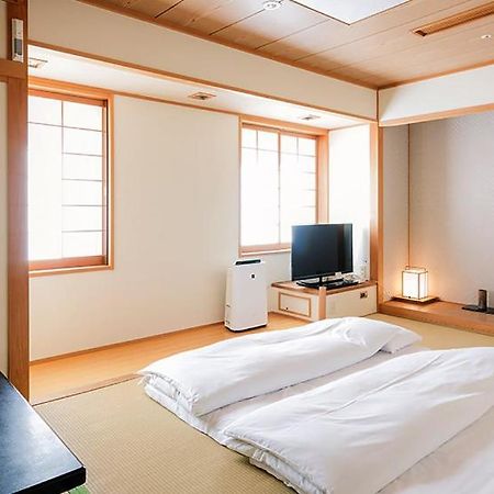 Jr Hotel Clement Uwajima Exterior photo
